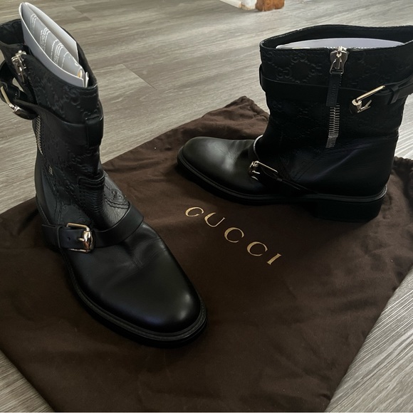 Women’s GUCCI All Black Leather GG Riding Boots Euro Size 40. Worn 5X @Most - Picture 4 of 7